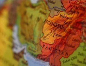 Afganistan’dan “Pakistan’ın hava saldırılarına uygun ve ölçülü yanıt vereceğiz” uyarısı