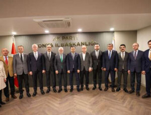 AK Parti Genel Başkan Vekili Elitaş, parti teşkilatıyla bir araya geldi