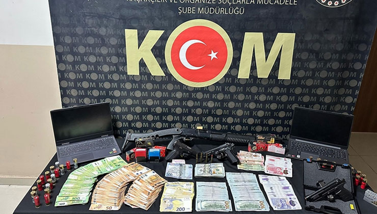 Hatay merkezli rüşvet ve kaçakçılık operasyonunda 26 zanlı tutuklandı