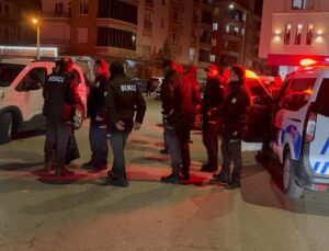 Aksaray’da hasarlı kaza sonrası ortalık karıştı: 5 gözaltı