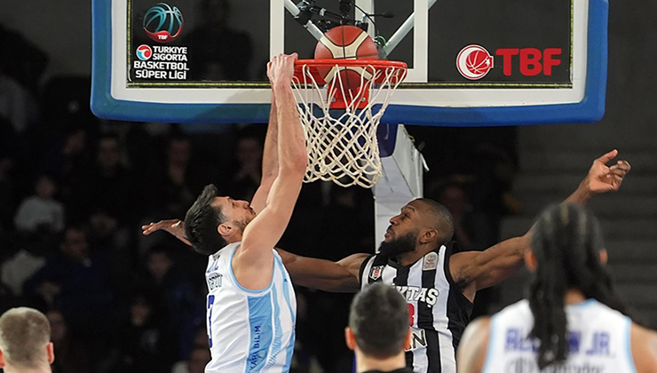 Avrupa’da Türk derbisi gecesi