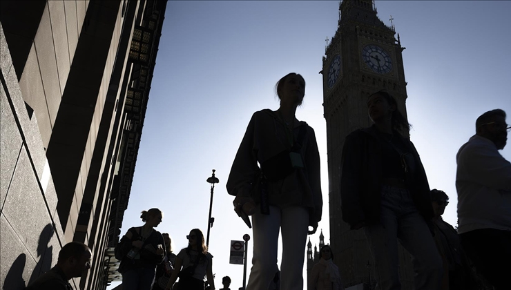 Avrupalıların üçte ikisi ülkelerinin tehdit altında olduğunu düşünüyor