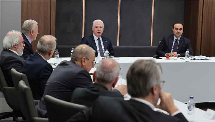 Bakan Kacır, İstanbul’daki organize sanayi bölgelerinin başkanlarıyla bir araya geldi