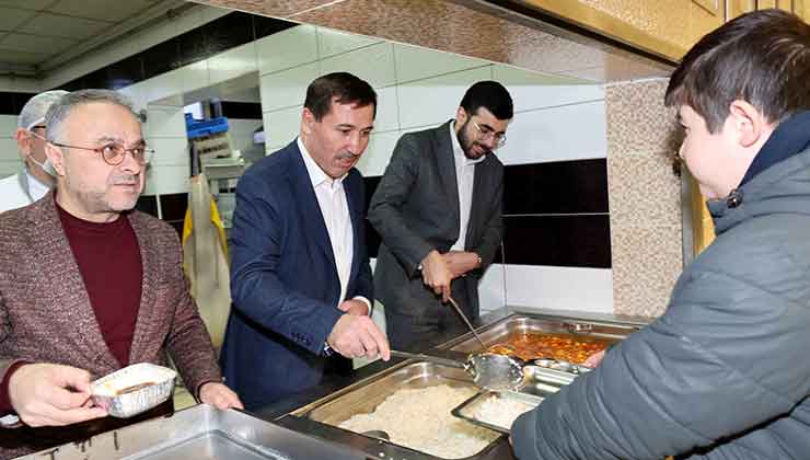 Başkan Kılca, Selim Sultan Mahallesi’nde mahalleliyle buluştu