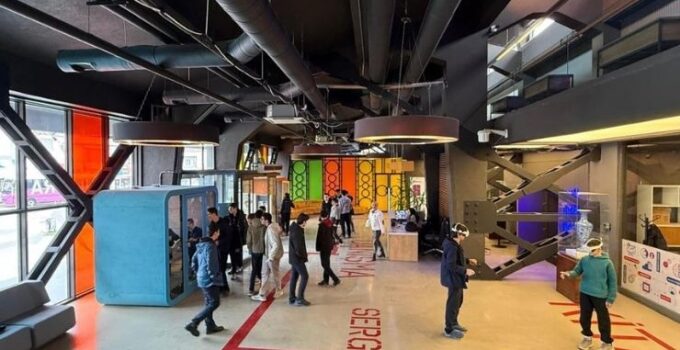 Büyükşehir DİGEM’de gençleri teknolojiyle buluşturdu