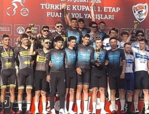 Büyükşehirli Bisikletçiler Türkiye Kupası’nda ikinci sırayı aldı