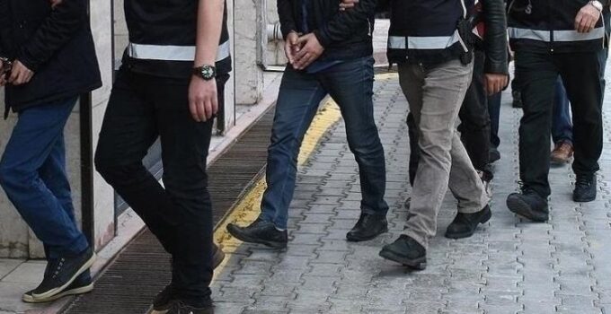 FETÖ’nün “güncel finans yapılanmasına” yönelik soruşturma kapsamında 8 şüpheli yakalandı