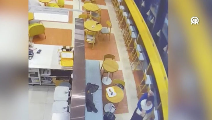 İstanbul Havalimanı’nda boğazına yiyecek kaçan kadın Heimlich manevrasıyla kurtarıldı