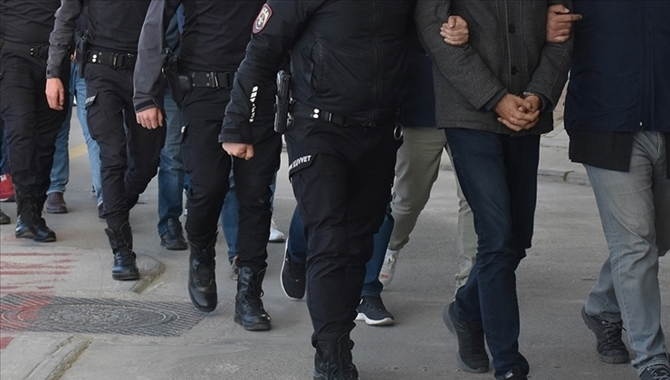 İstanbul merkezli 12 ildeki Forex dolandırıcılığı operasyonunda 48 şüpheli yakalandı