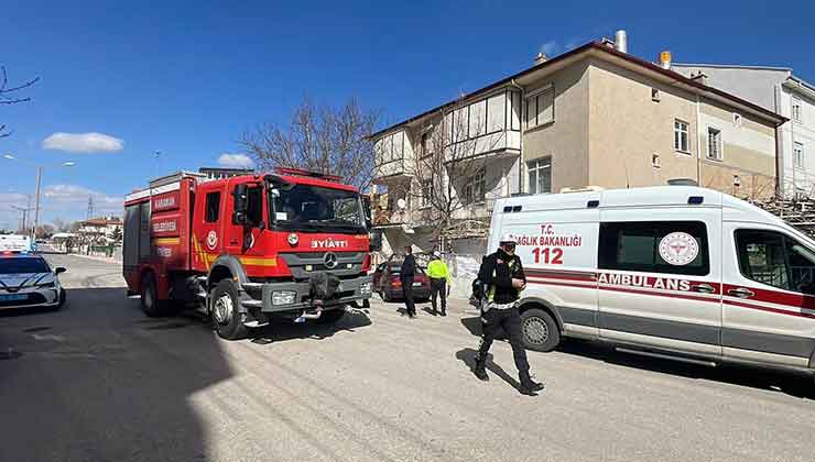 Karaman’da iki otomobil çarpıştı: 3 yaralı