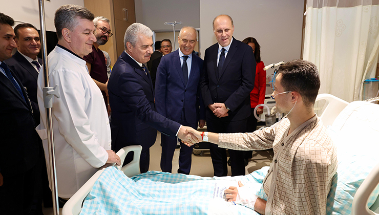 Konya Valisi Akın’dan bisiklet şampiyonasında kaza geçiren Portekizli sporcuya ziyaret