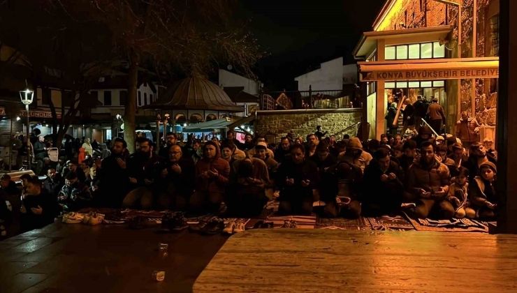 Konya’da Berat Kandili dualarla idrak edildi