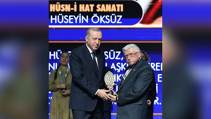 Konya’da Cumhurbaşkanı Erdoğan’dan ödüllü hattat Hüseyin Öksüz konuştu