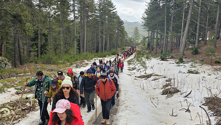Konya’da doğa tutkunlarına kar manzaralı yürüyüş