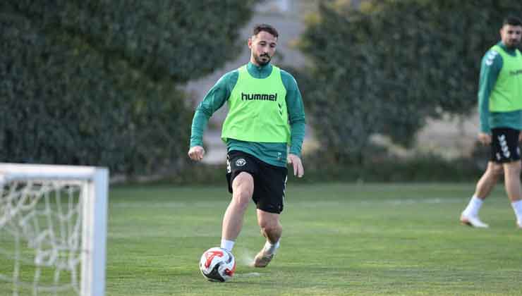 Konyaspor, Başakşehir’e bileniyor