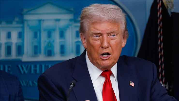 NYT: Trump, İran’a yönelik önce hedefli, ardından daha kapsamlı askeri saldırı seçeneklerini değerlendiriyor