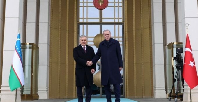 Özbekistan Cumhurbaşkanı Mirziyoyev’in Türkiye ziyareti: İkili ilişkilerde yeni dönem