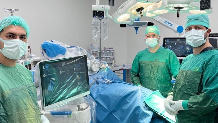 Selçuk Üniversitesi’nde robotik cerrahi devrimi