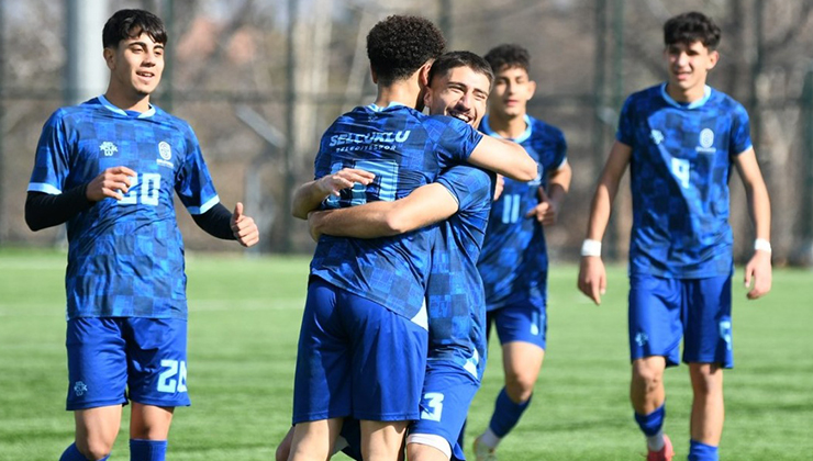Selçuklu Belediyespor lideri devirdi! Zirveyle fark 2’ye indi
