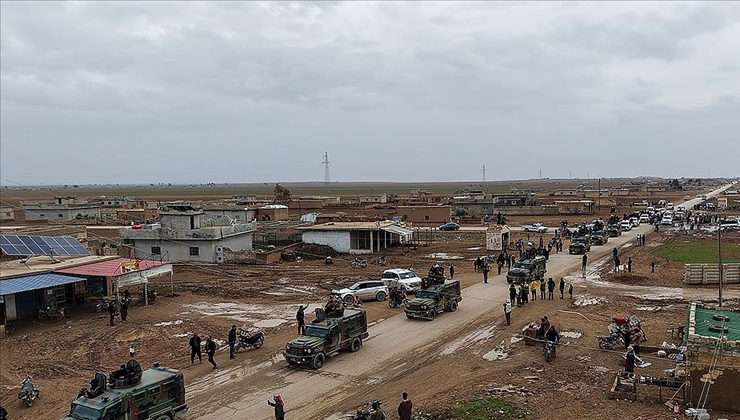 Suriye güvenlik güçleri, YPG’yle varılan mutabakat kapsamında Kamışlı’ya girmeye hazırlanıyor