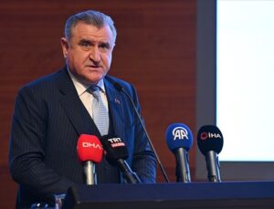 Bakan Bak, “GENÇ2030” projesini tanıttı