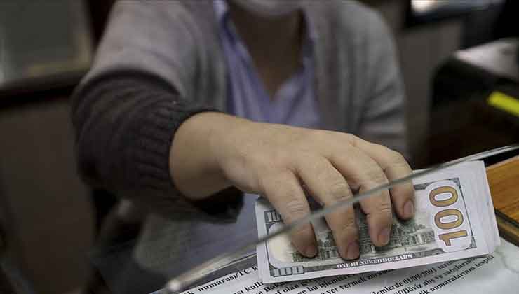 Turizm bölgeleri ve büyük şehirlerde yetkisiz döviz alım satımı yapanlar yakından takip edilecek