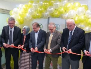 Türkiye’nin ilk Çocuk Bağırsak Terapi Merkezi Konya’da açıldı