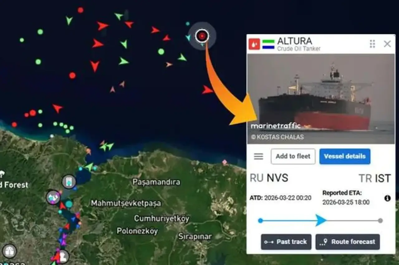 Türk tankerine drone isabet etti
