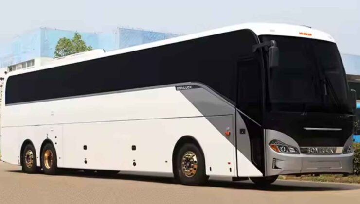 Konya’nın kadın kaptanı Türkiye’yi geziyor