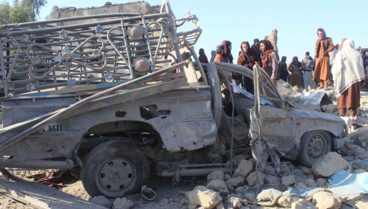 Afganistan yönetimi: Pakistan ile karşılıklı saldırılarda 52 kişi hayatını kaybetti