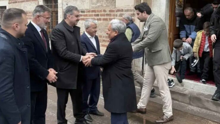 AK Parti Konya Milletvekili Orhan Erdem, Yunak’ta bayramlaşma programına katıldı