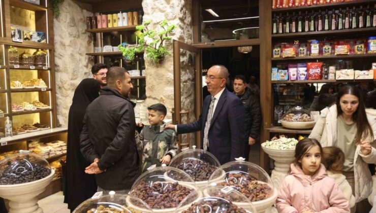 Başkan Kavuş, Bedesten’de bayram coşkusuna ortak oldu