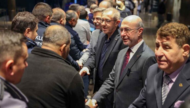 Başkan Pekyatırmacı Selçuklu ailesiyle bayramlaştı