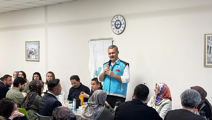 İl Sağlık Müdürü Yavuz, UMKE gönüllüleri ile iftarda buluştu