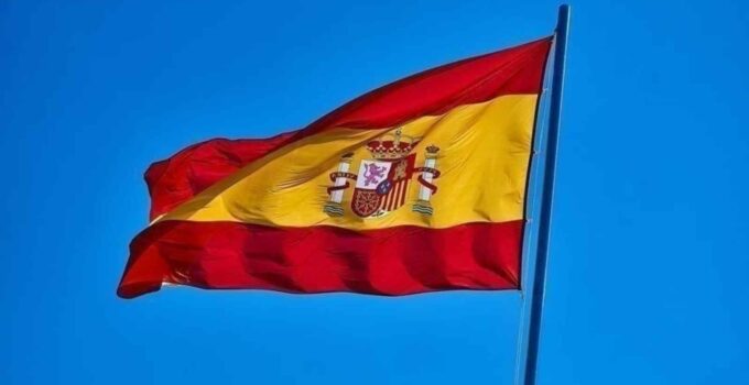 İspanya hükümeti, İsrail’in Lübnan’a yönelik “büyük çaplı saldırılarını şiddetle” kınadı