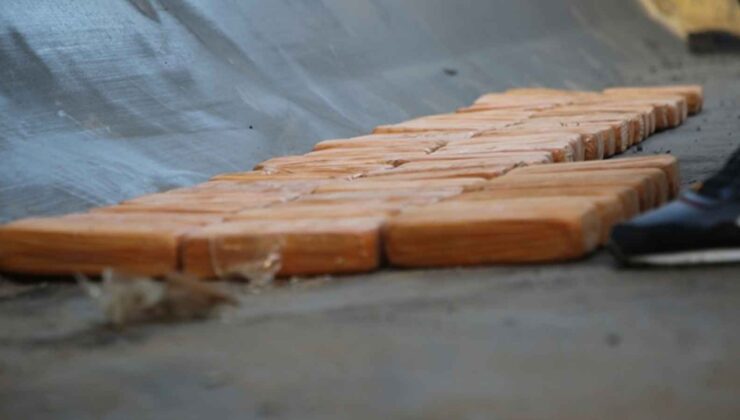 İstanbul’da 4 tırda 527 kilo 475 gram uyuşturucu ele geçirildi