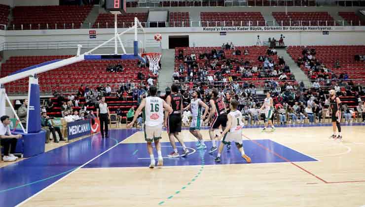 Karatay Belediyespor Play-Off sahnesinde
