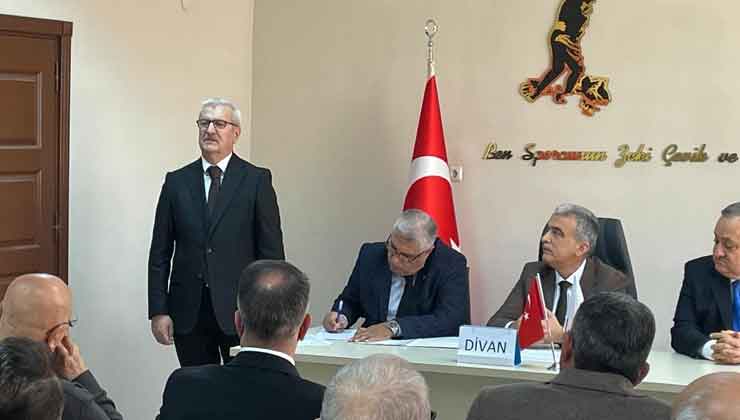 Konya ASKF’de Remzi Ay güven tazeledi
