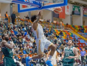 Konya Büyükşehir, Cemefe Gold Haremile karşı rahat bir galibiyet aldı