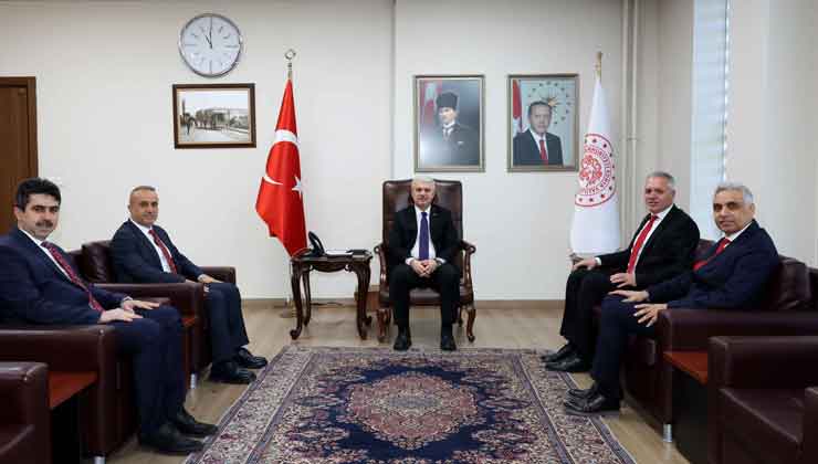 Konya SMMMO’dan Vali Akın’a Muhasebe Haftası ziyareti