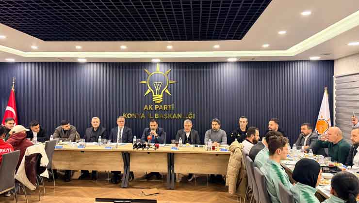 Konya Spor camiası AK Parti Konya İl Başkanlığı’nın iftarında buluştu