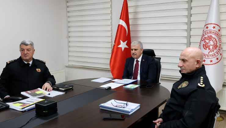 Konya Valisi Akın, asayiş ve güvenlik hizmetlerini değerlendirdi