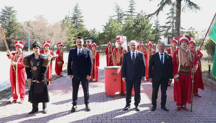 Konya Valisi Akın, Yunak’ta incelemelerde bulundu