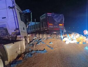 Konya yolunda tır devrildi: 1 yaralı