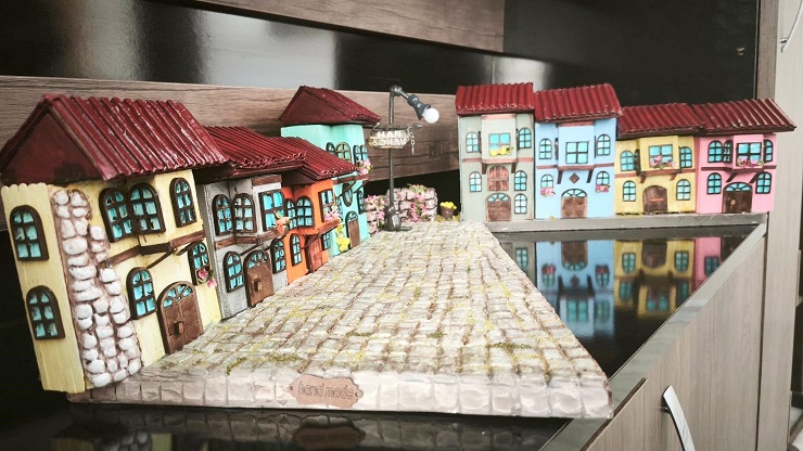 Konya’da geleneksel Akşehir evleri minyatür olarak üretiliyor