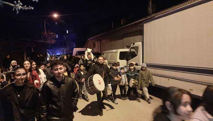 Konya’da geleneksel ramazan coşkusu çocuklarla canlandı