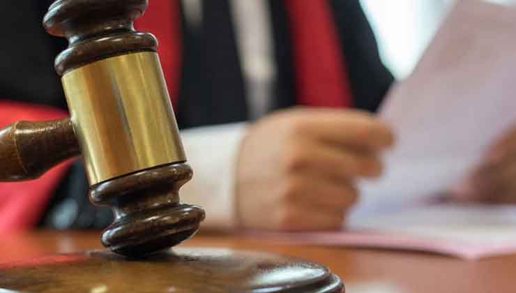 Konya’da kırmızı ışıkta öğretmenin aracına çarpıp ölümüne neden olan sürücü hakim karşısına çıktı