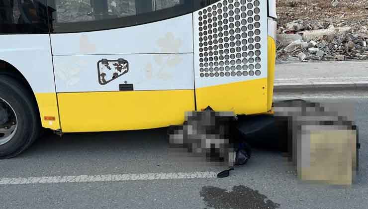 Konya’da motosikletli kurye belediye otobüsüne çarptı: 1 yaralı