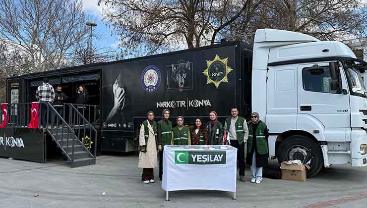 Konya’da vatandaşlara bağımlılıkla mücadele anlatıldı
