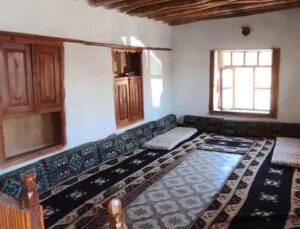 Konya’nın bu ilçesinde vatandaşlar köy odalarında bayramlaşıyor